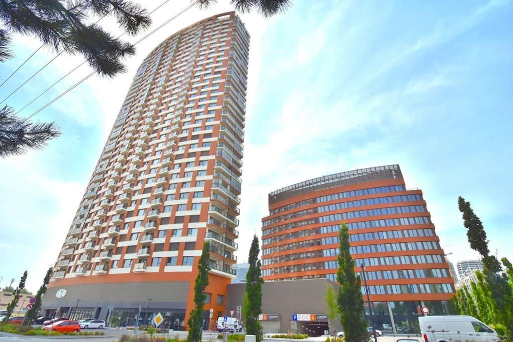 Downtown Charm With Free Parking Spot Apartman Pozsony Kültér fotó